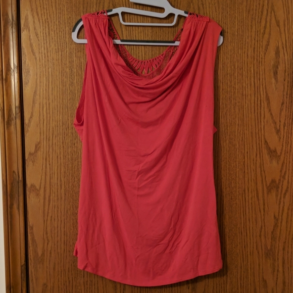 Tank top - Picture 2 of 2